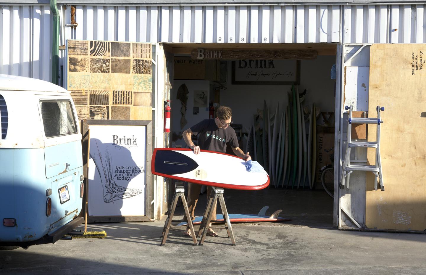 DONALD BRINK – VISSLA JAPAN 公式オンラインストア