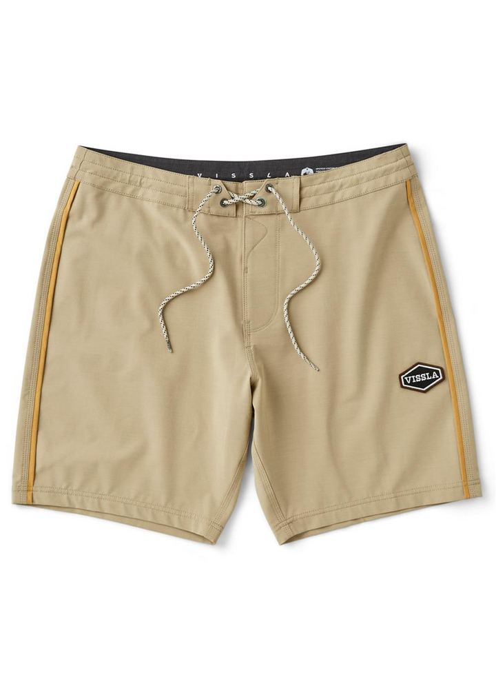 GREENROOMbeams ssz ショーツ Mサイズ ベージュ BEAMS（ビームス）の「SSZ / EASY SHORTS（その他パンツ）」 - WEAR