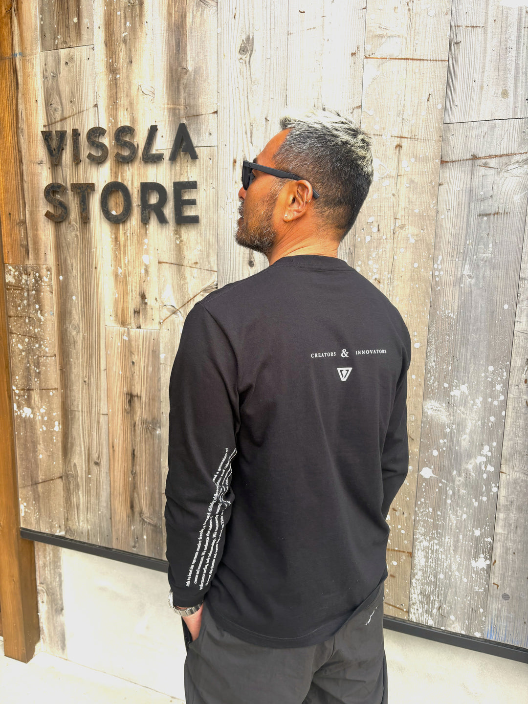 マントラ L/S ティー – VISSLA JAPAN 公式オンラインストア